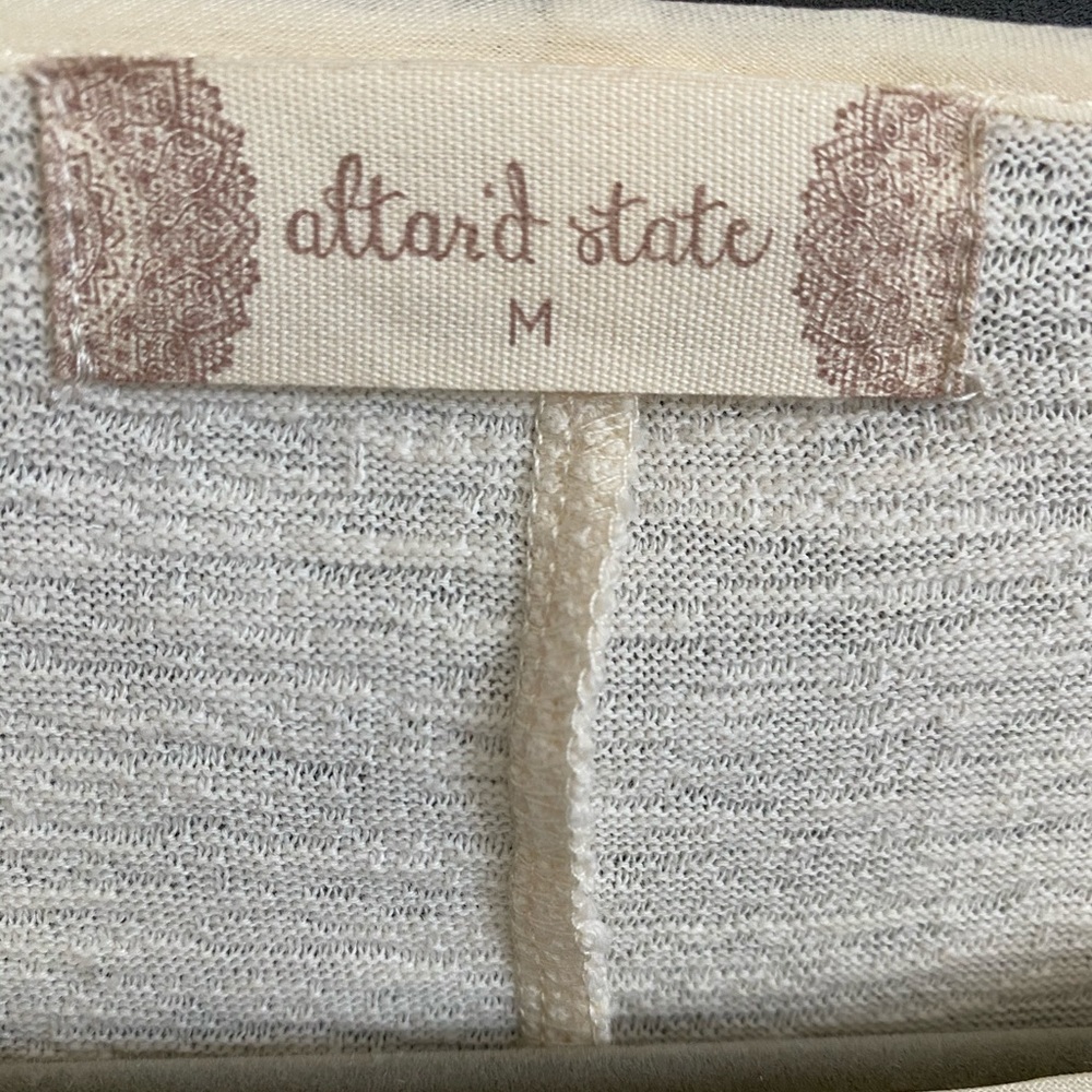 Altar’d State lace trimmed blouse - Picture 4 of 4